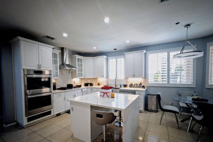 kitchen remodeling contractor